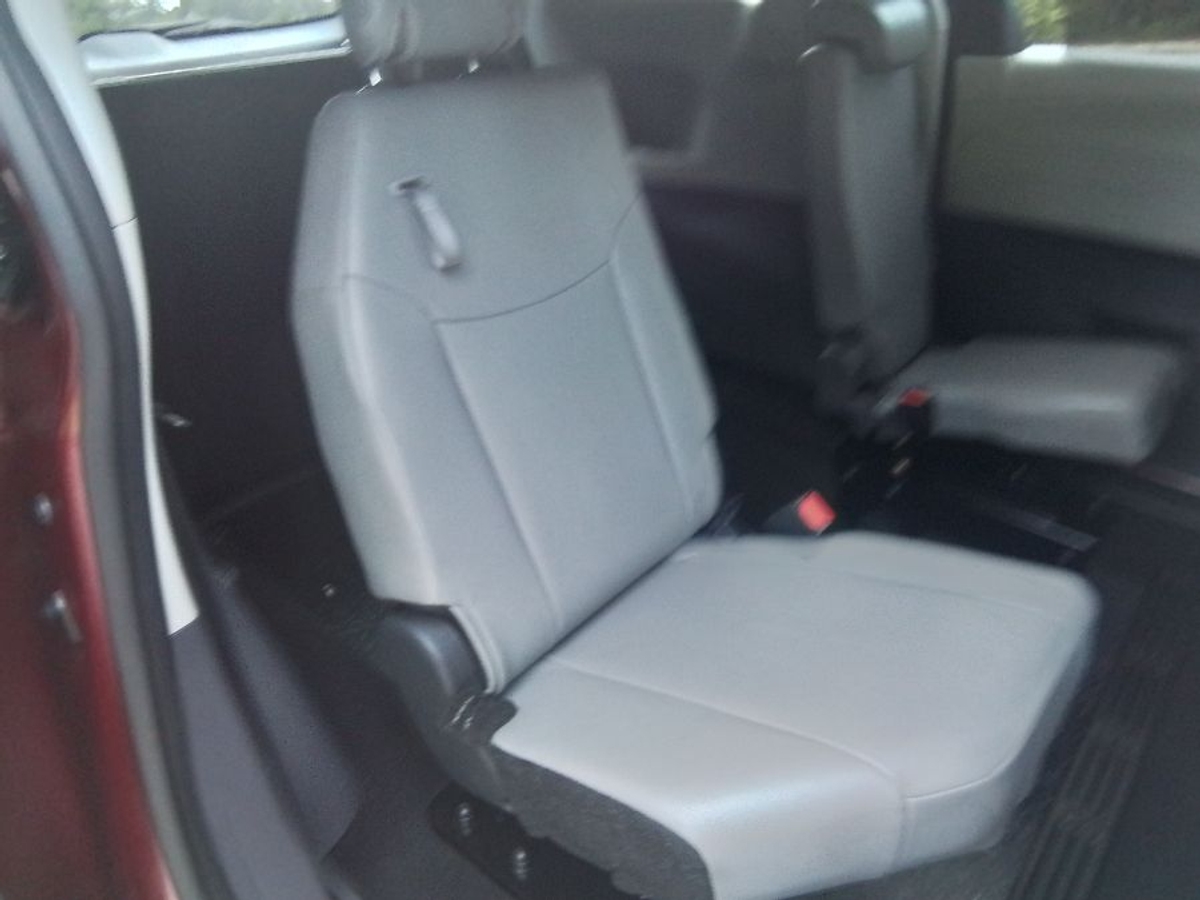 2023 TOYOTA SIENNA - Image 4