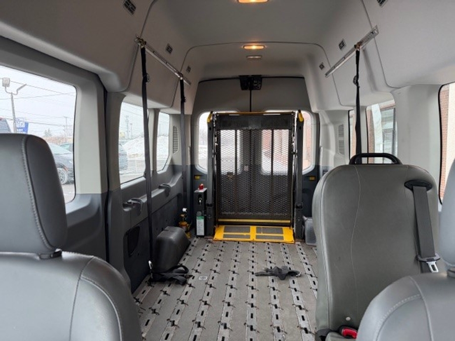 Used 2018 Ford Transit 350 XL - Fenton Mobility Rear Entry Entry Lift Automatic Ramp