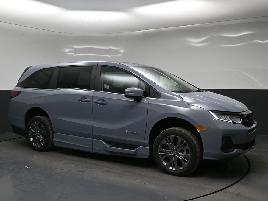 Grey Honda Odyssey image number 16