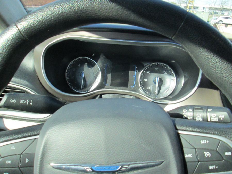 2020 CHRYSLER VOYAGER - Image 15