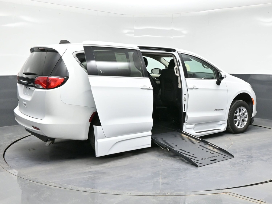 Used 2023 Chrysler Voyager LX - BraunAbility Side Entry Entry Fold Out Automatic Ramp