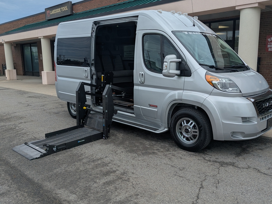 Used 2020 Ram ProMaster 2500 136 WB - TEM Side Entry Entry Lift Automatic Ramp