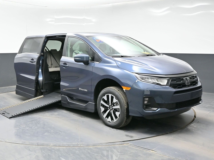 Blue Honda Odyssey with Side Entry Automatic In Floor ramp