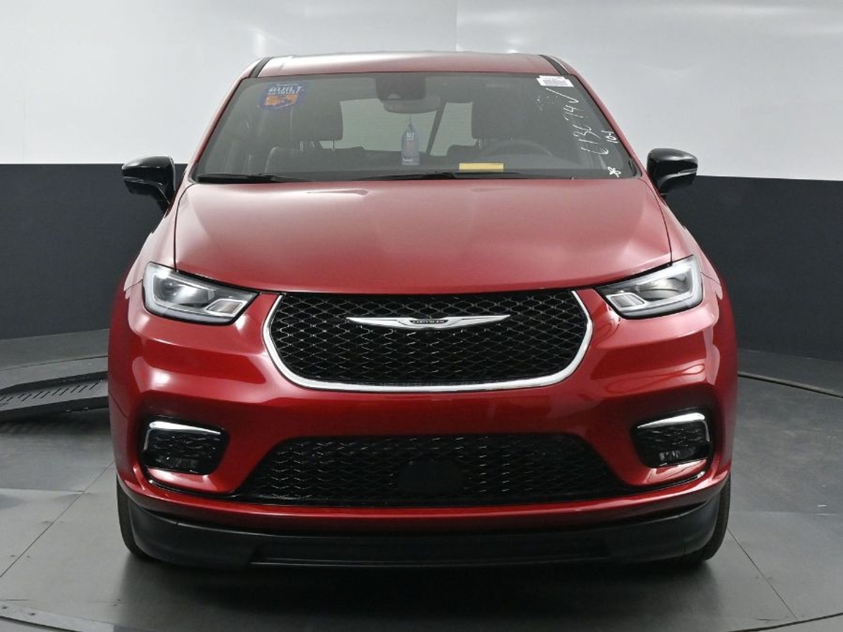 2025 CHRYSLER PACIFICA - Image 2