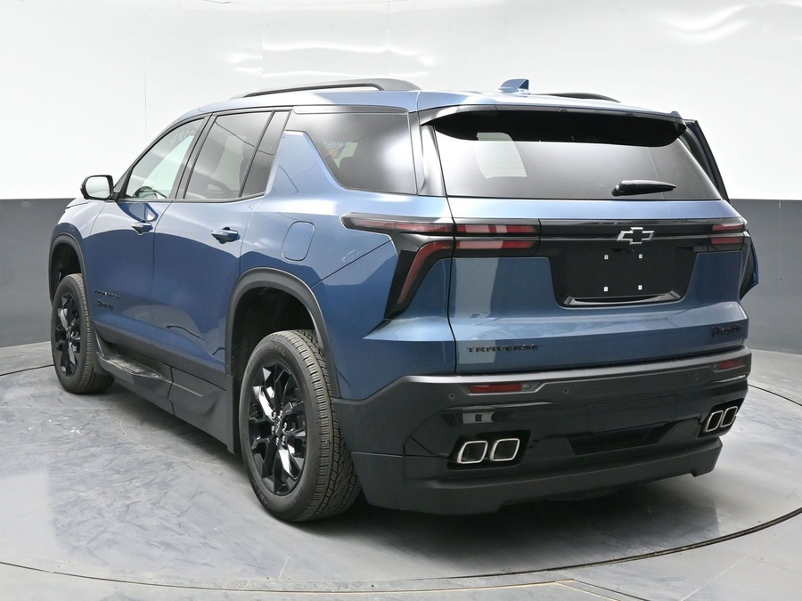 New 2025 Chevrolet Traverse 1LT Midnight - BraunAbility Side Entry Entry In Floor Automatic Ramp