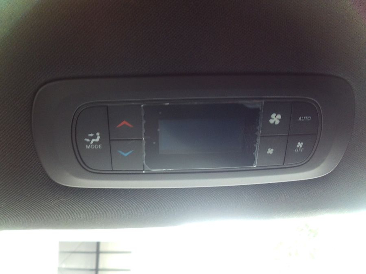 2025 CHRYSLER PACIFICA - Image 15