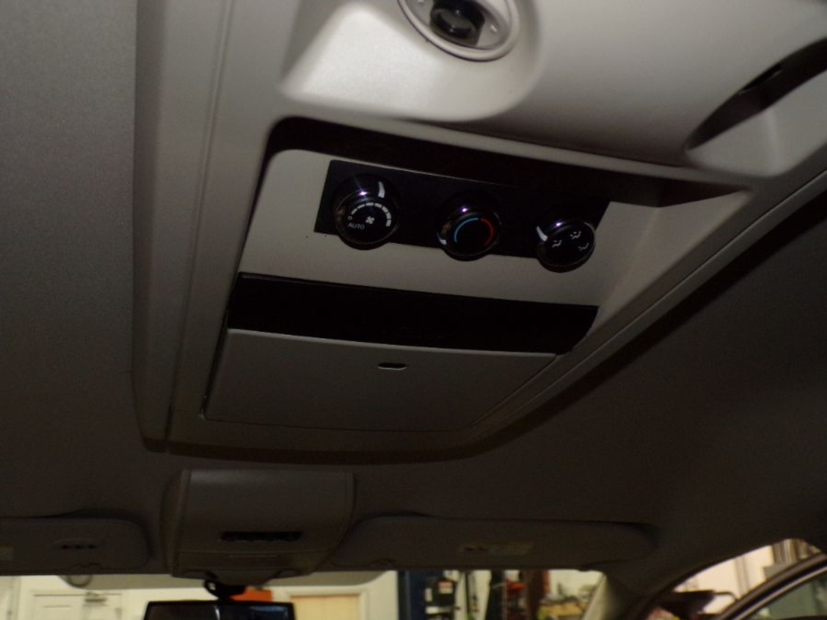 2013 CHRYSLER TOWN AND COUNTRY - Image 15