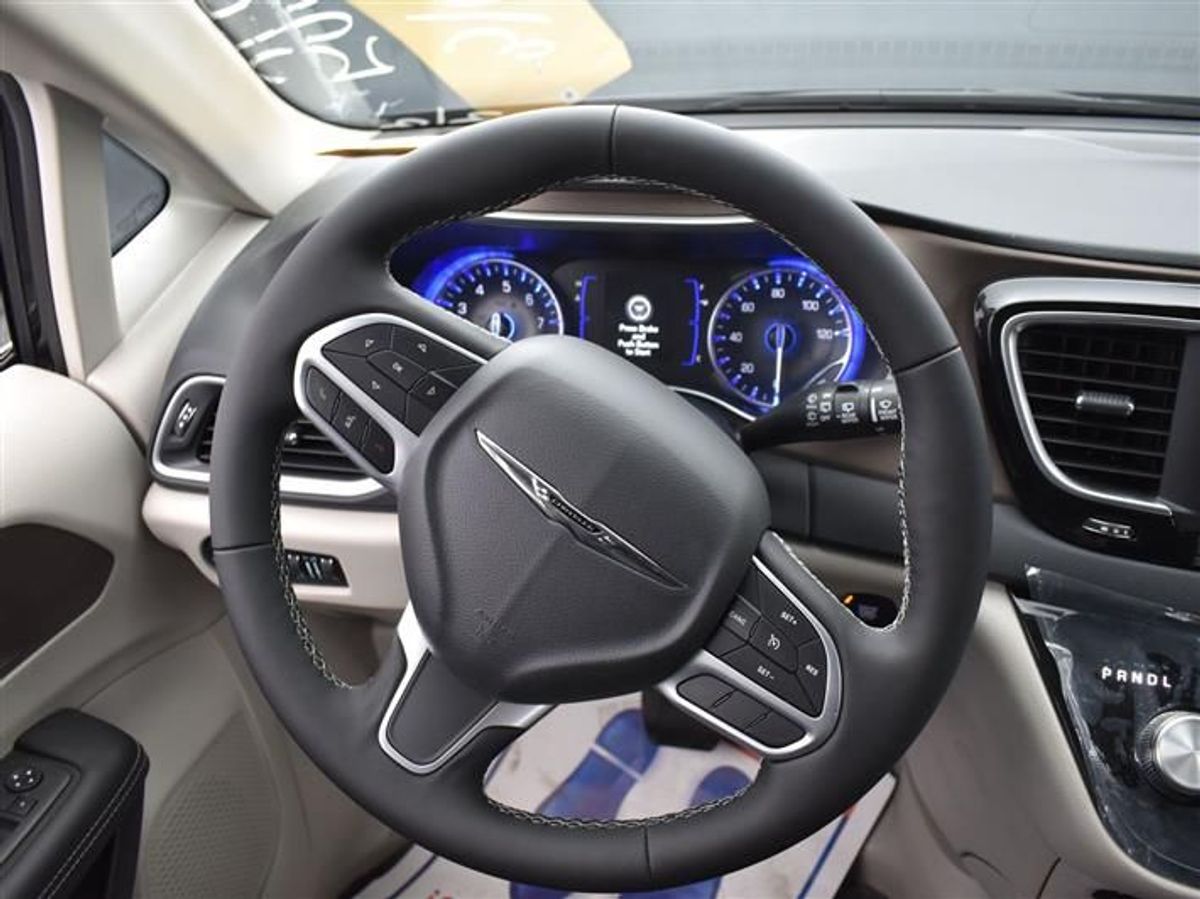 2023 CHRYSLER VOYAGER - Image 18