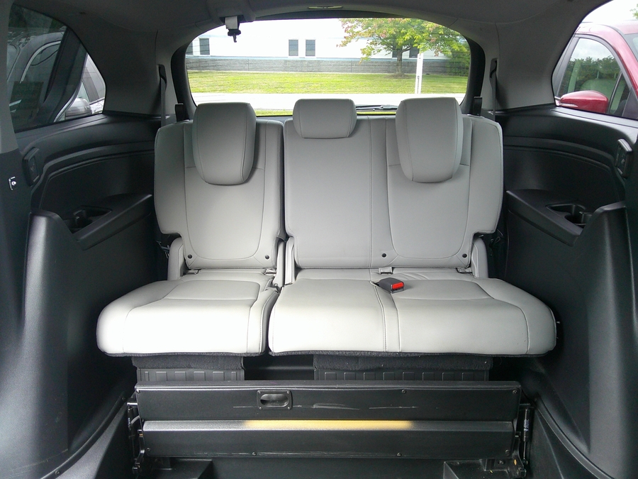 2019 Honda Odyssey EX-L - Photo 10