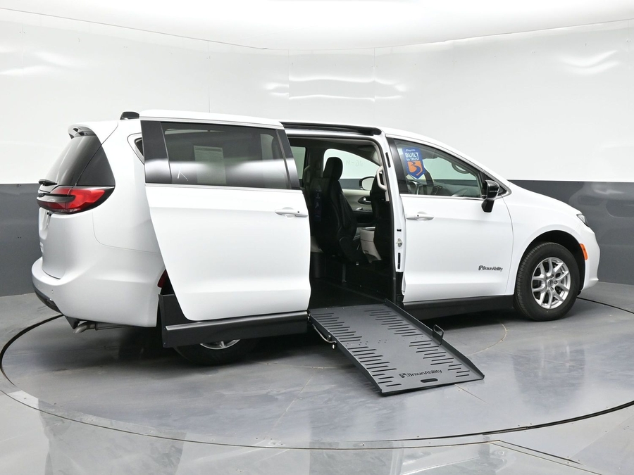 Used 2023 Chrysler Pacifica Touring L - BraunAbility Side Entry Fold Out Manual Ramp