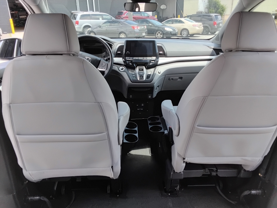 2021 Honda Odyssey EX-L - Photo 16