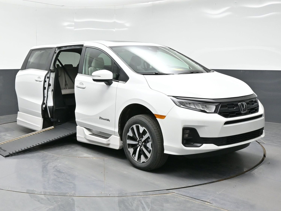 2026 Honda Odyssey's photo