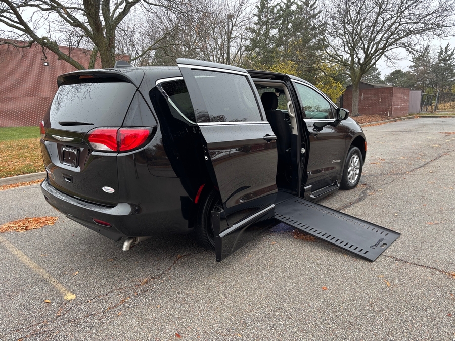 Used 2024 Chrysler Voyager LX - BraunAbility Side Entry Entry In Floor Automatic Ramp