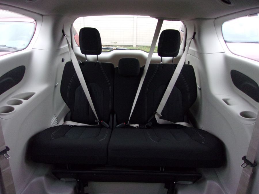 2022 CHRYSLER VOYAGER - Image 16