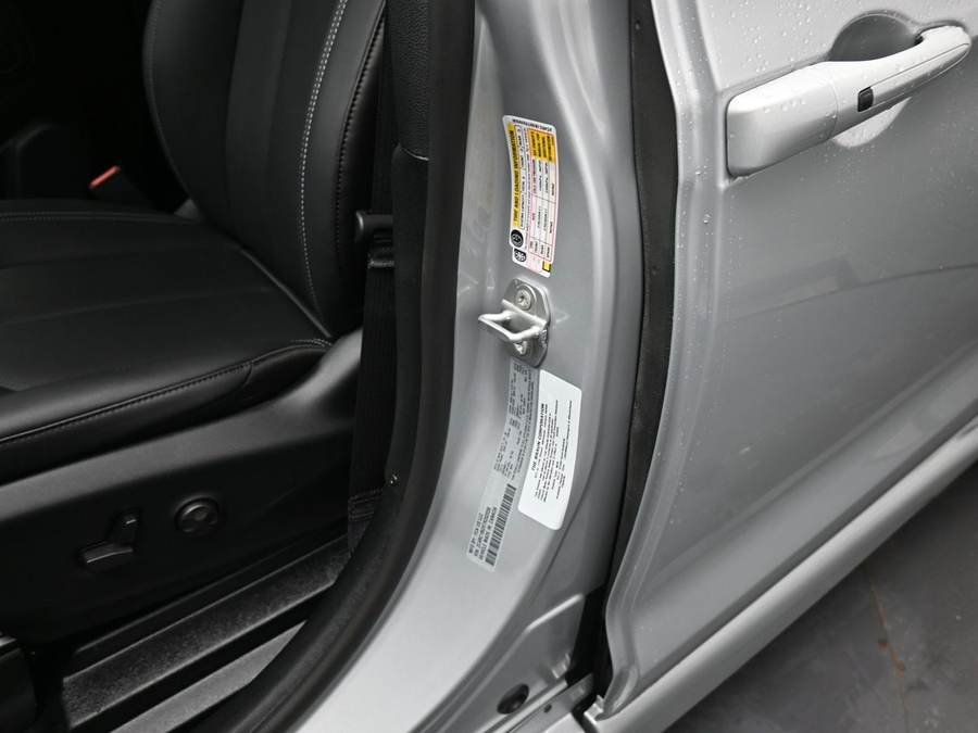 New 2026 Chrysler Pacifica Select Safety - BraunAbility Side Entry Entry Fold Out Automatic Ramp