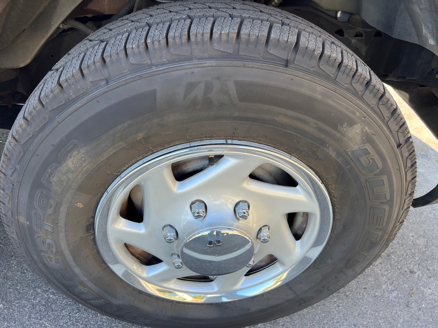 Used 2014 Ford E-Series E-350 SD XL - OTH Side Entry Entry Lift Automatic Ramp