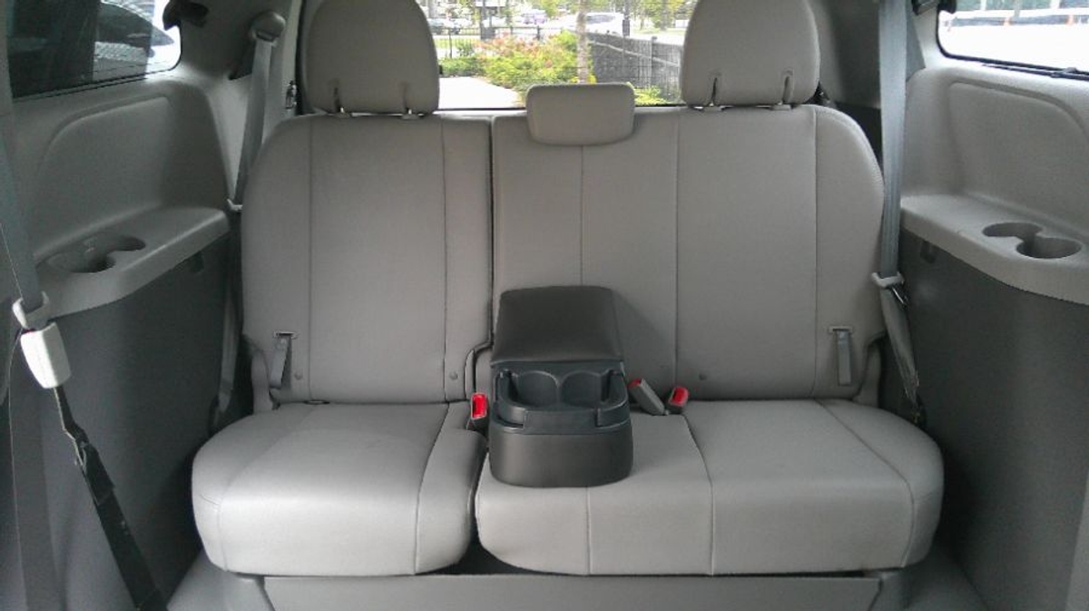 2018 TOYOTA SIENNA - Image 11