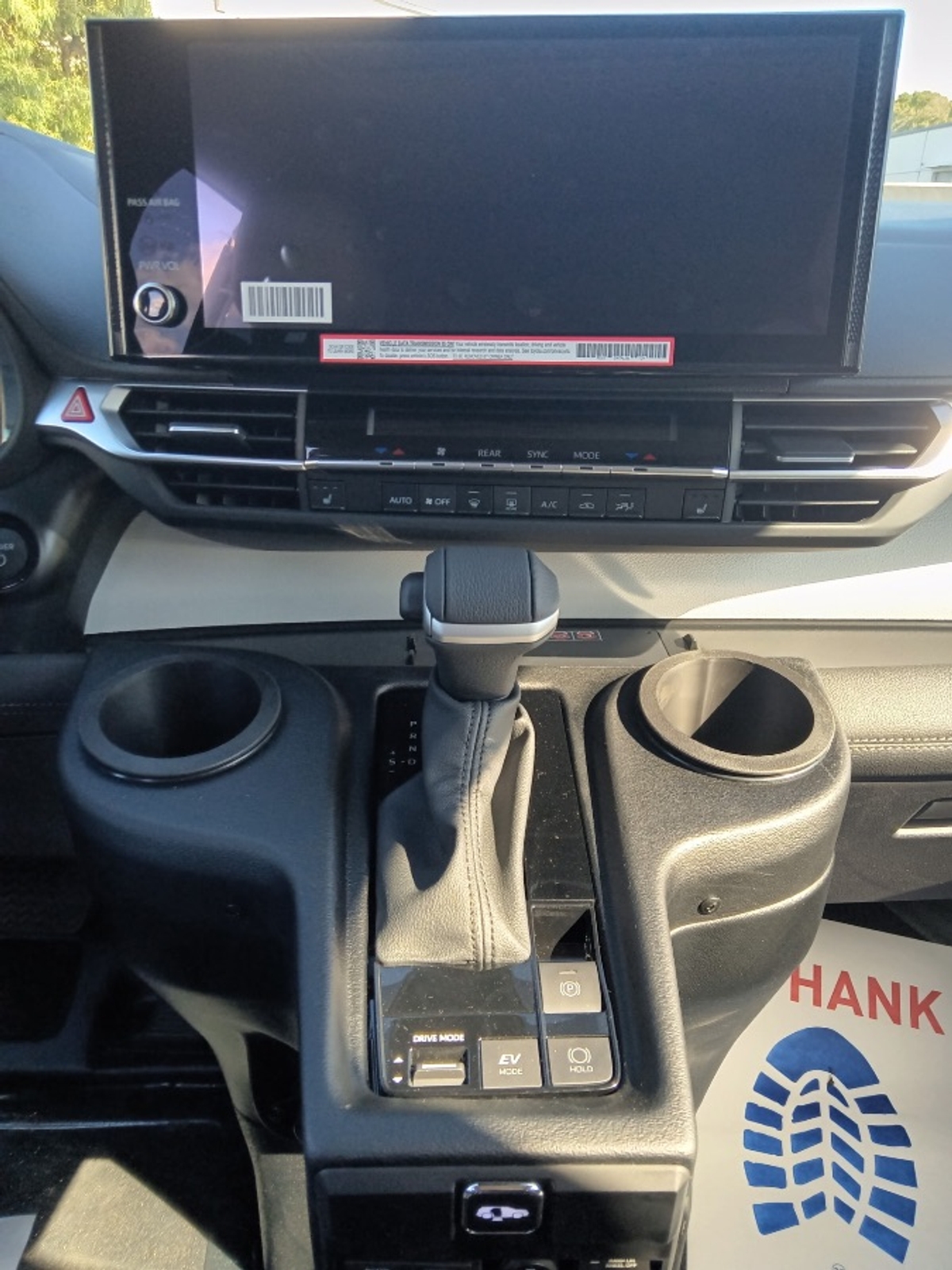 2025 TOYOTA SIENNA - Image 3