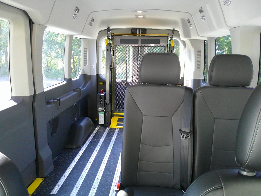 White Ford T350 image number 20