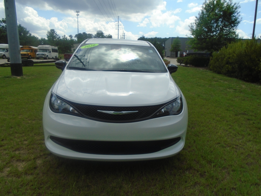 2026 Chrysler Voyager LX - Photo 18