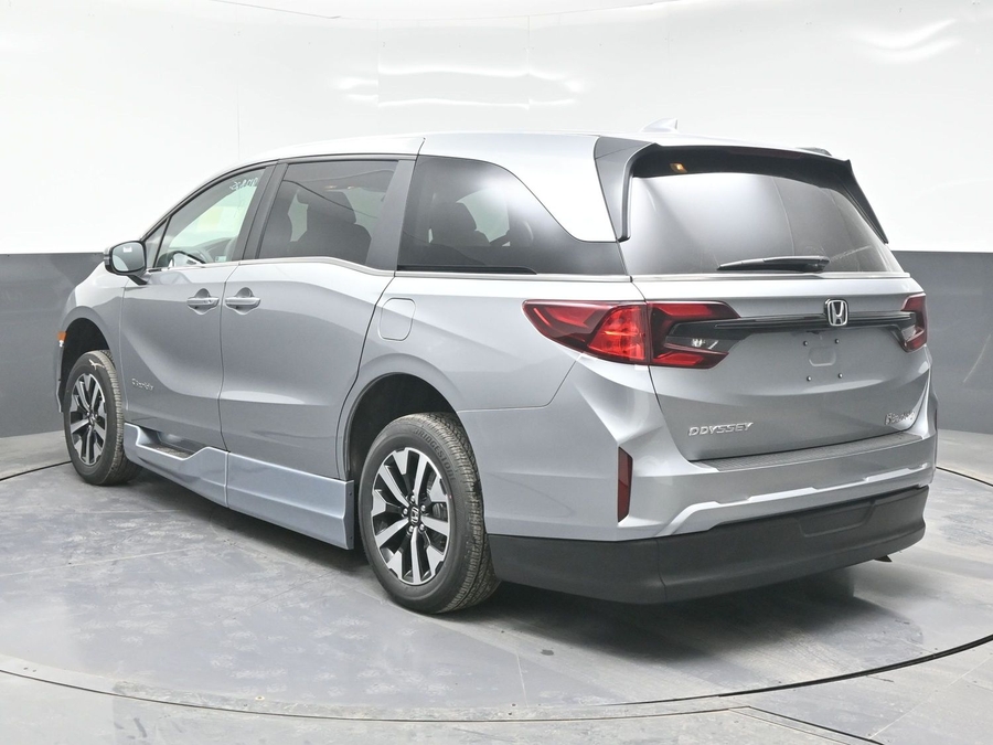 New 2026 Honda Odyssey EX-L - BraunAbility Side Entry Entry In Floor Automatic Ramp