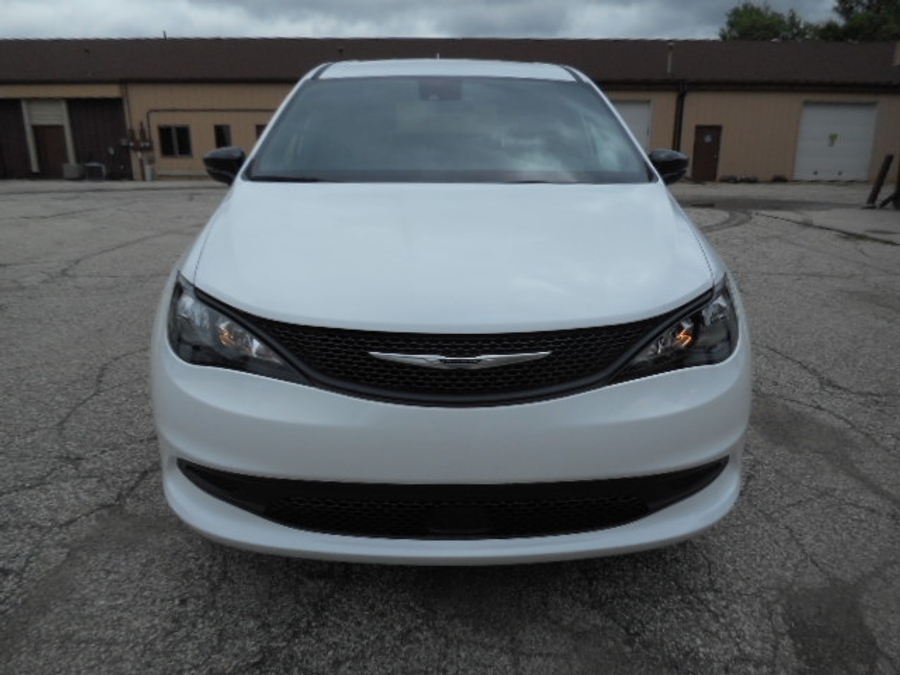 2026 Chrysler Voyager