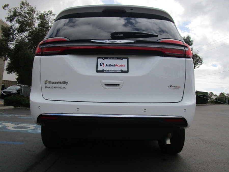 Used 2024 Chrysler Pacifica Touring L - BraunAbility Side Entry Entry In Floor Automatic Ramp