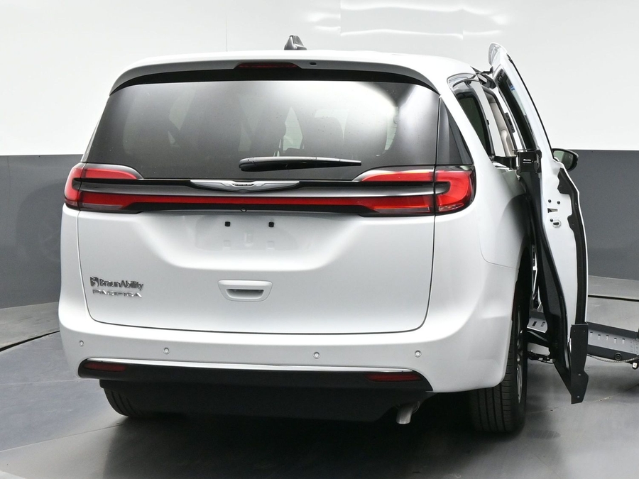 Used 2023 Chrysler Pacifica Touring L - BraunAbility Side Entry Fold Out Manual Ramp