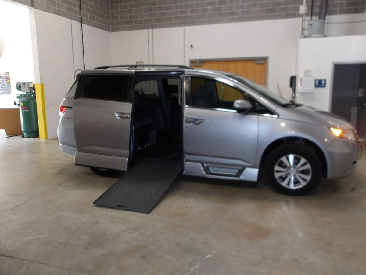 2016 Honda Odyssey SE