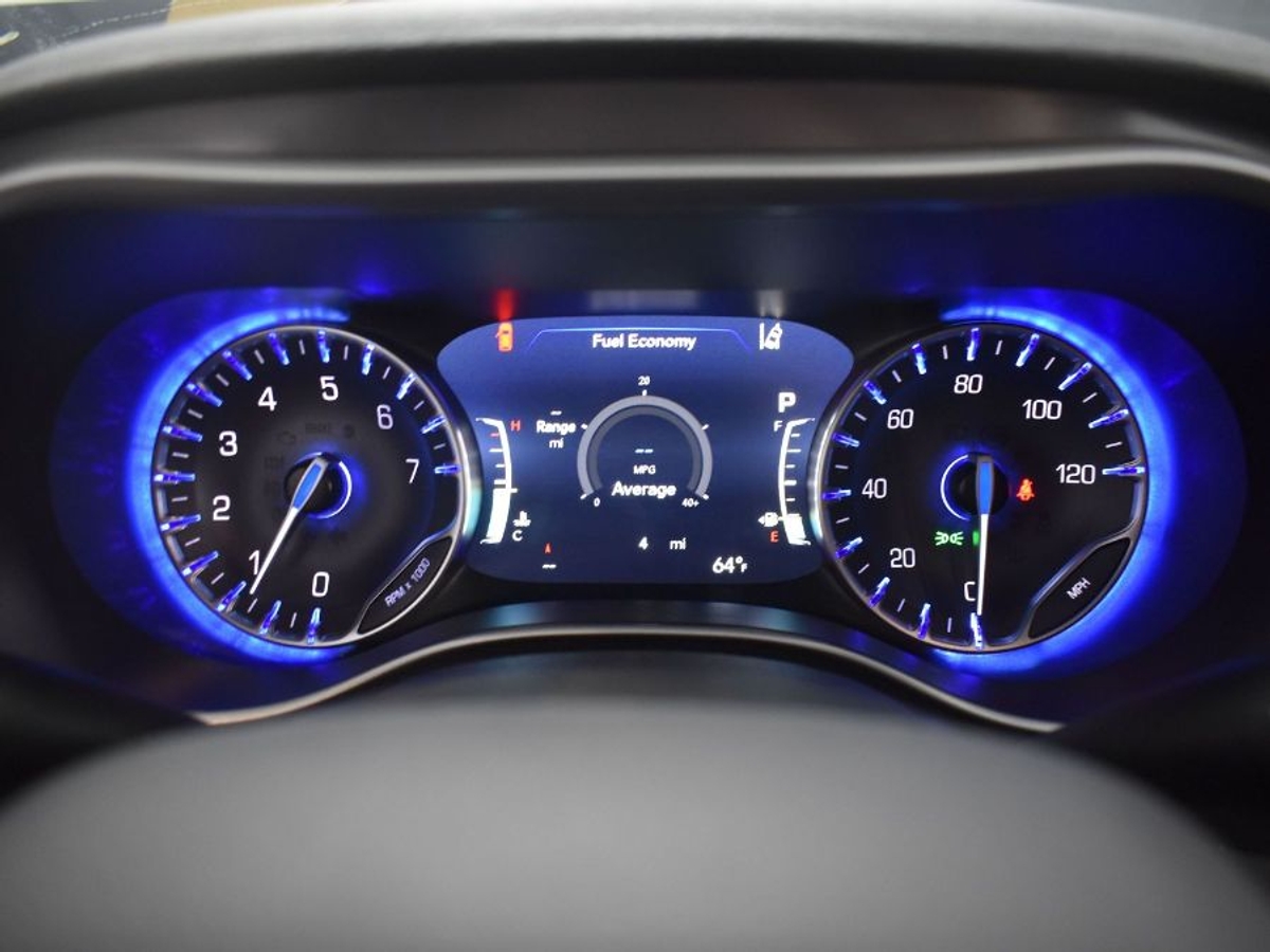 2025 CHRYSLER PACIFICA - Image 16