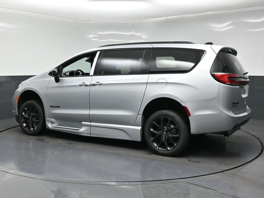 Silver Chrysler Pacifica with Side Entry Automatic Fold Out ramp