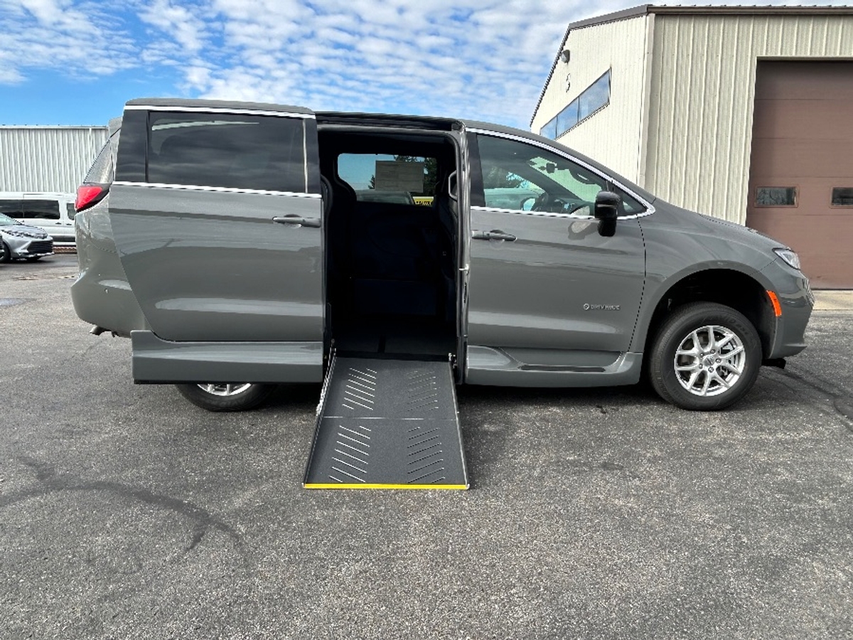 Grey Chrysler Pacifica with Side Entry Automatic Fold Out ramp