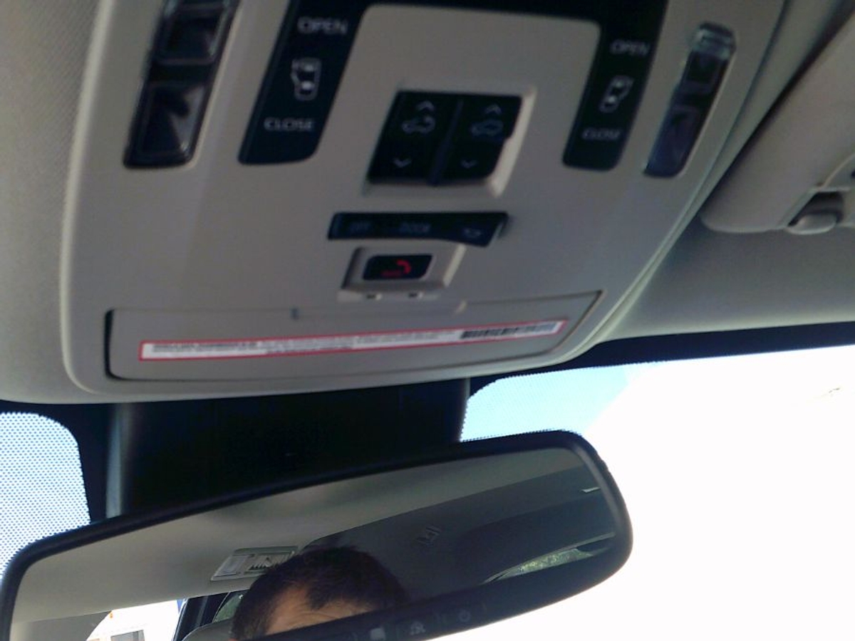 2024 TOYOTA SIENNA - Image 12