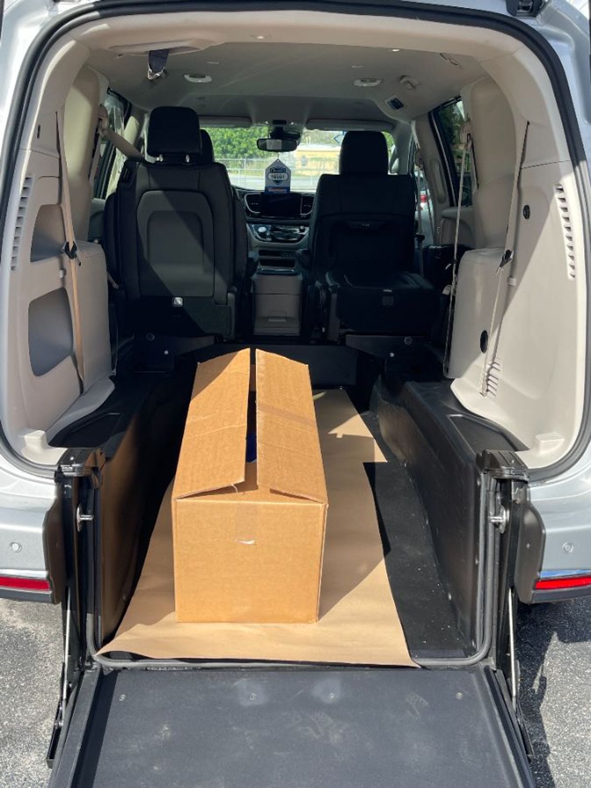 2024 CHRYSLER PACIFICA - Image 10