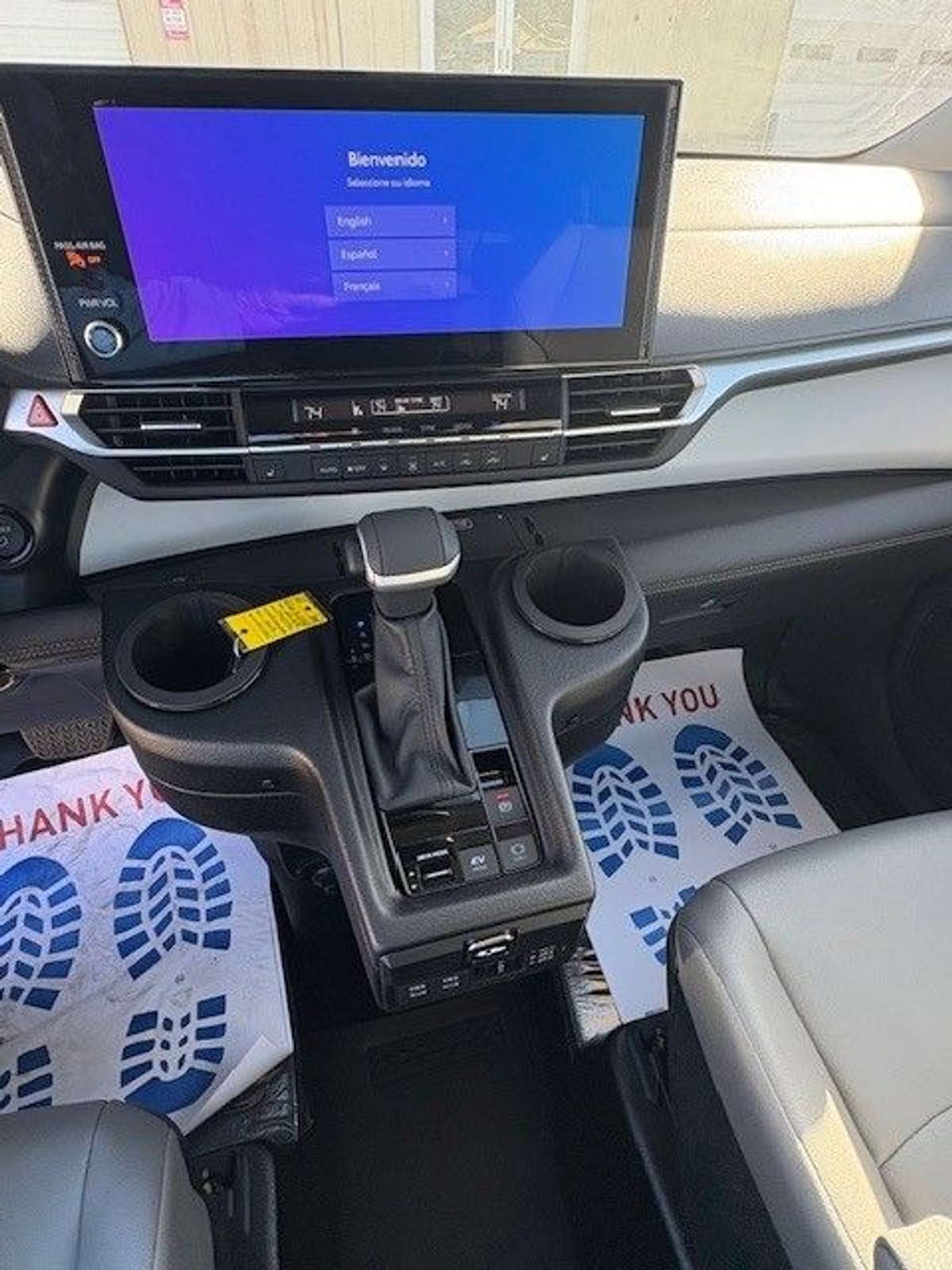 2025 TOYOTA SIENNA - Image 11