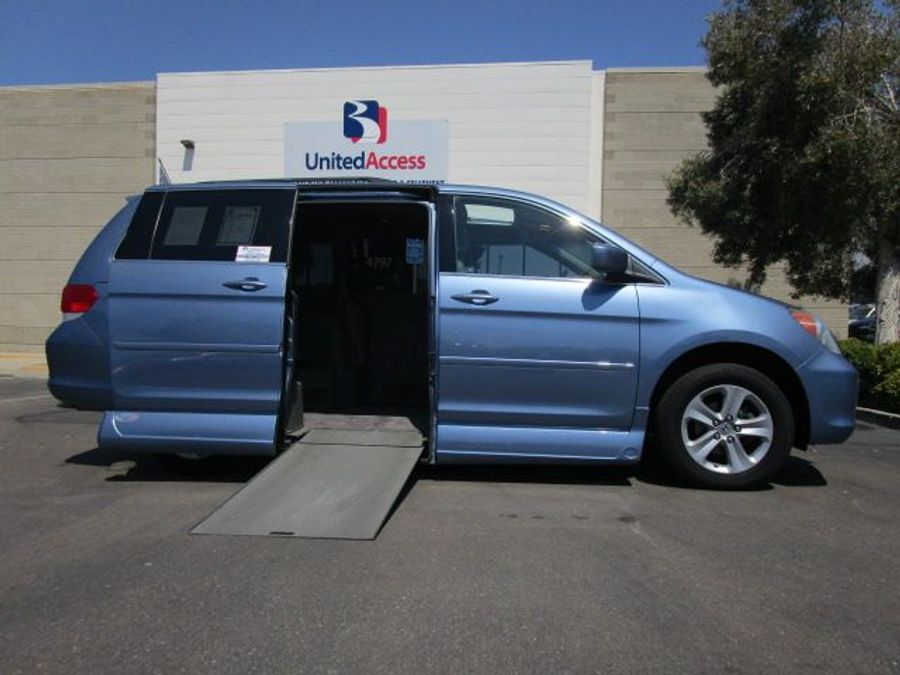 Used 2008 Honda Odyssey Touring - VMI Side Entry Entry In Floor Automatic Ramp