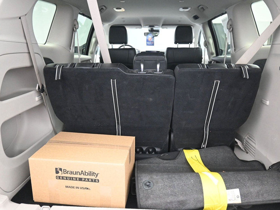 Used 2024 Chrysler Pacifica Touring L - BraunAbility Side Entry Fold Out Manual Ramp