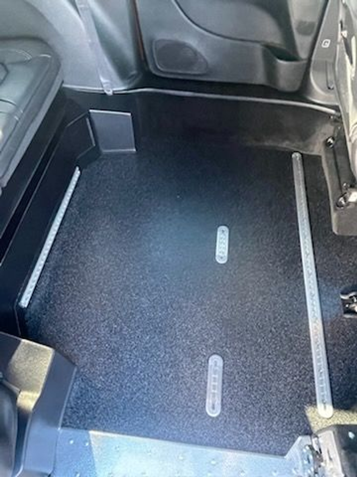 Red Chrysler Pacifica image number 9