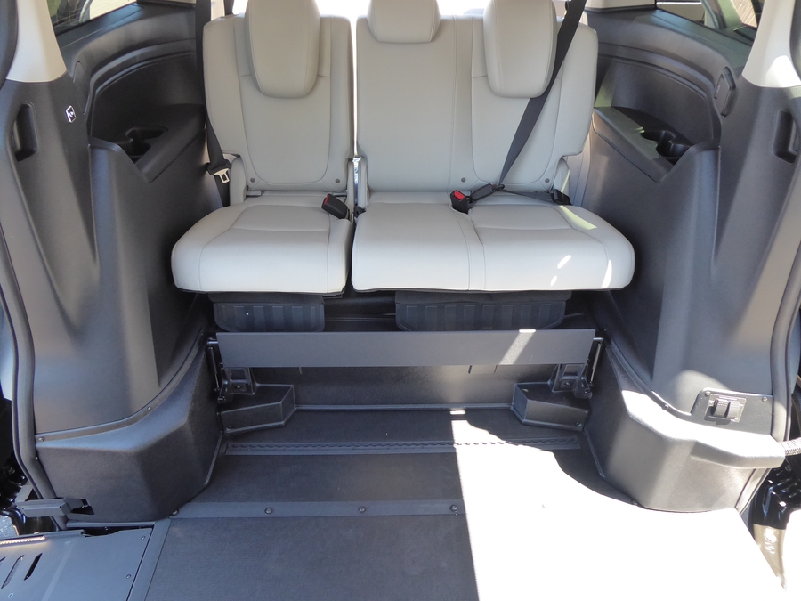 New 2026 Honda Odyssey EX-L - BraunAbility Side Entry In Floor Automatic Ramp
