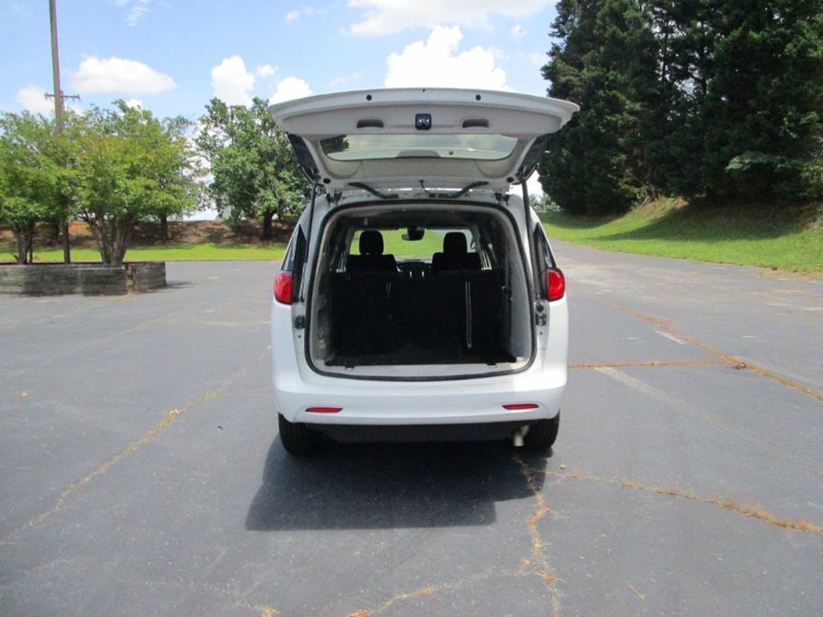 Blanco Chrysler Voyager número de imagen 9