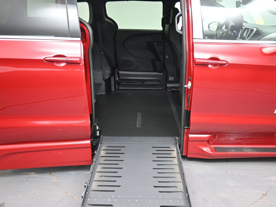 Red Chrysler Pacifica image number 10