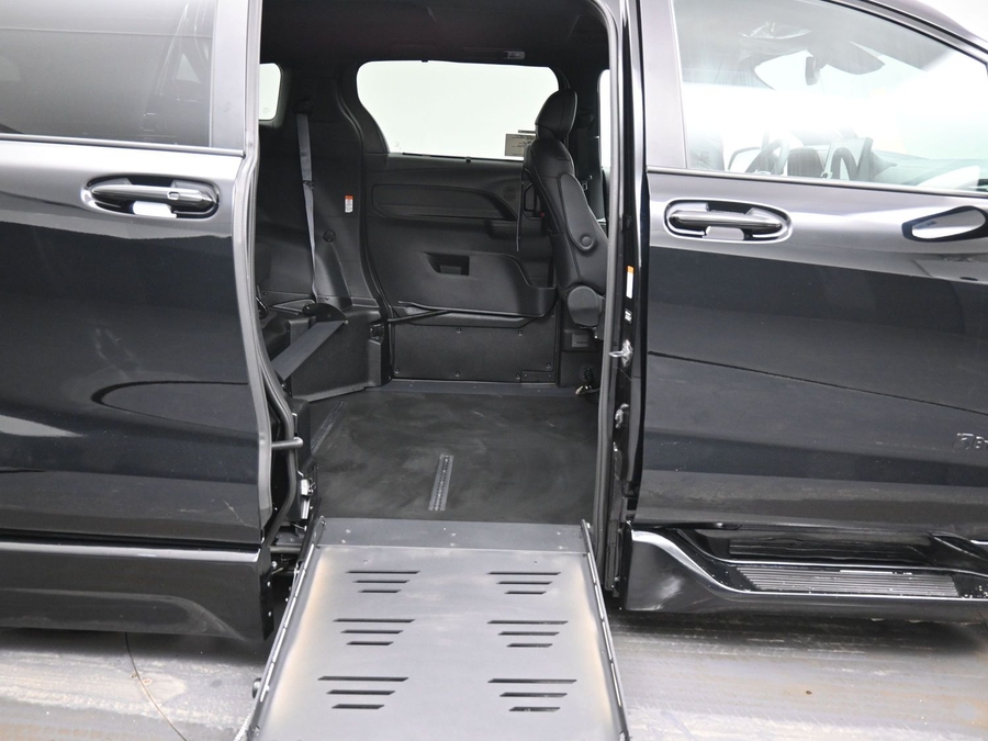 Black Toyota Sienna image number 11