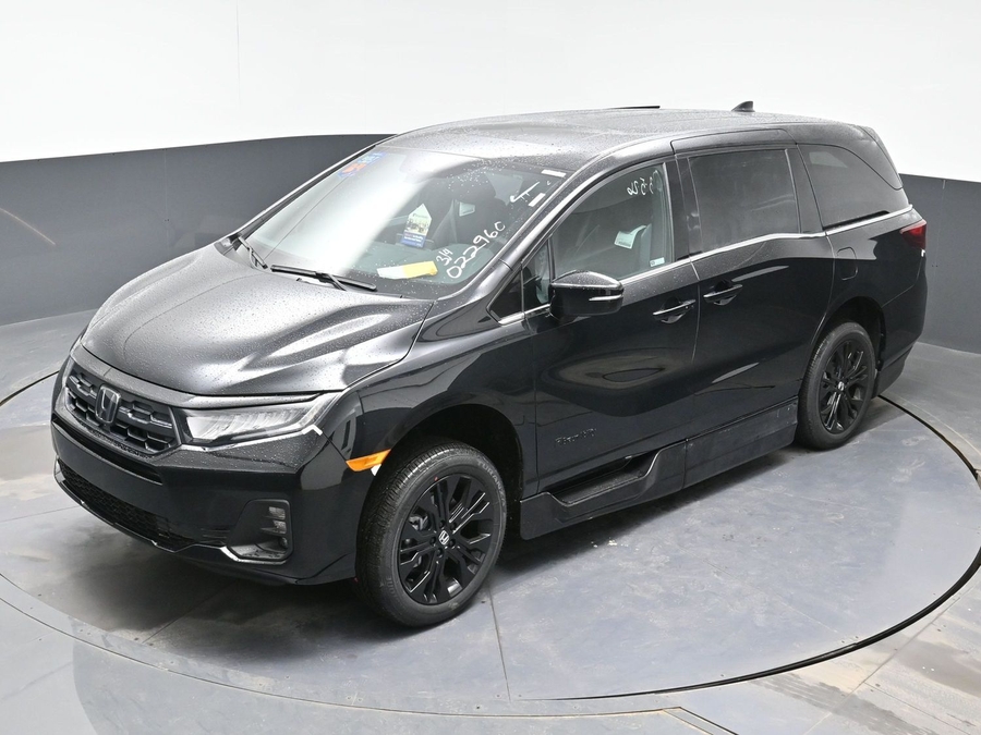 New 2026 Honda Odyssey Sport - BraunAbility Side Entry Entry In Floor Automatic Ramp