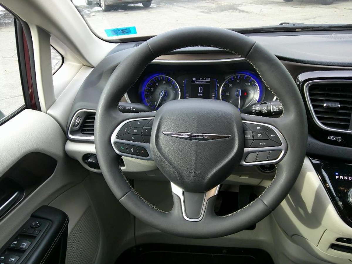 2022 CHRYSLER VOYAGER - Image 12