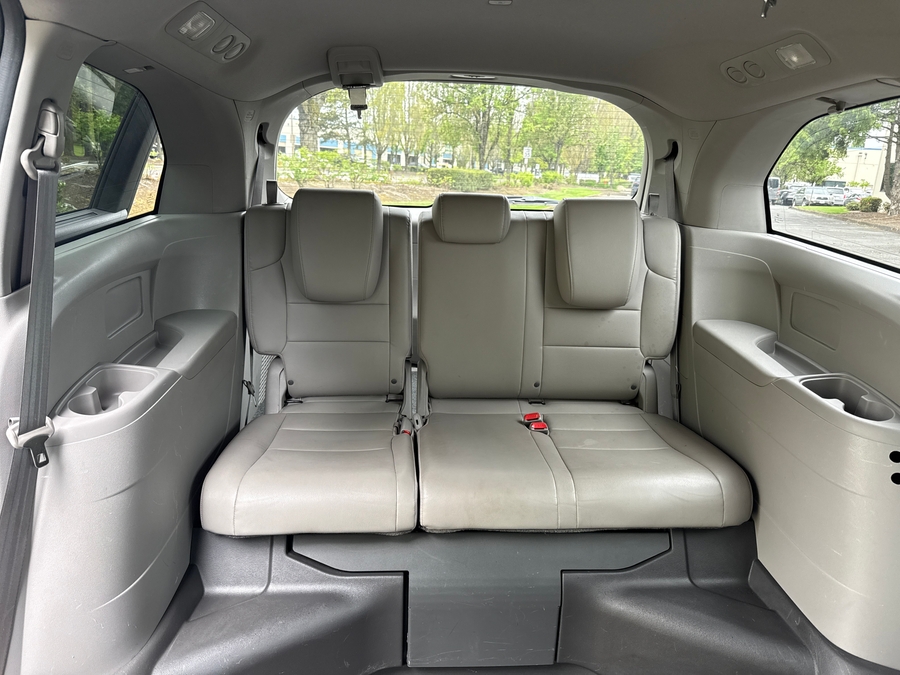 Used 2012 Honda Odyssey EXL - VMI Side Entry Entry In Floor Automatic Ramp