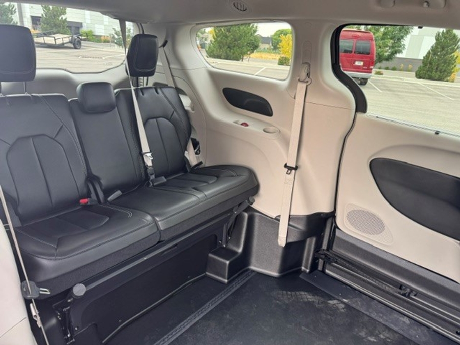 Used 2023 Chrysler Pacifica Touring L - BraunAbility Side Entry Fold Out Automatic Ramp