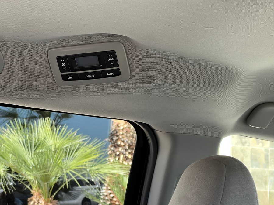 Used 2019 Toyota Sienna L -  Rear Entry Entry Fold Out Manual Ramp