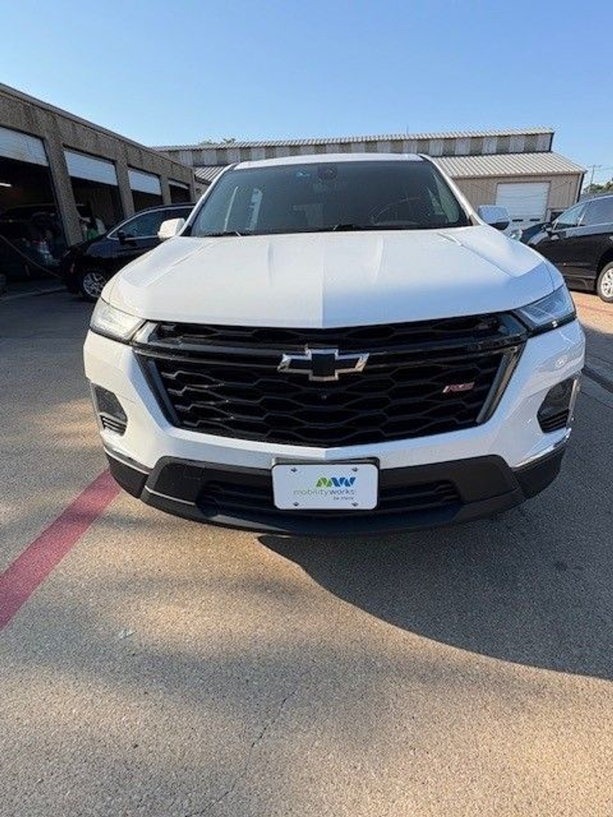 2023 CHEVROLET TRAVERSE - Image 4