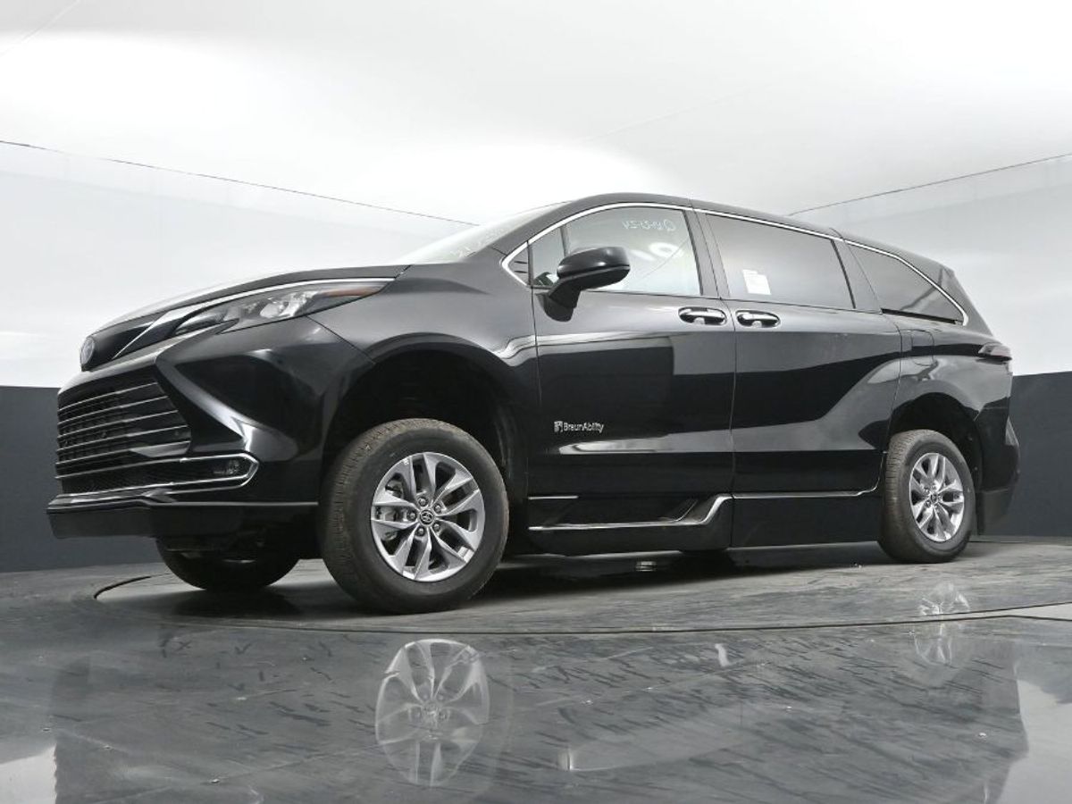 2024 TOYOTA SIENNA - Image 12