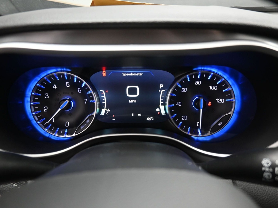 Número de imagen rojo Chrysler Pacifica 12